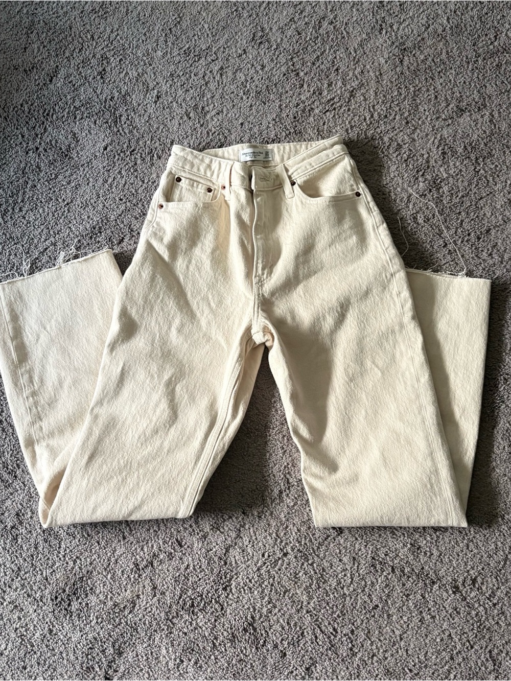 High-Rise Cream 90s relaxed Jeans